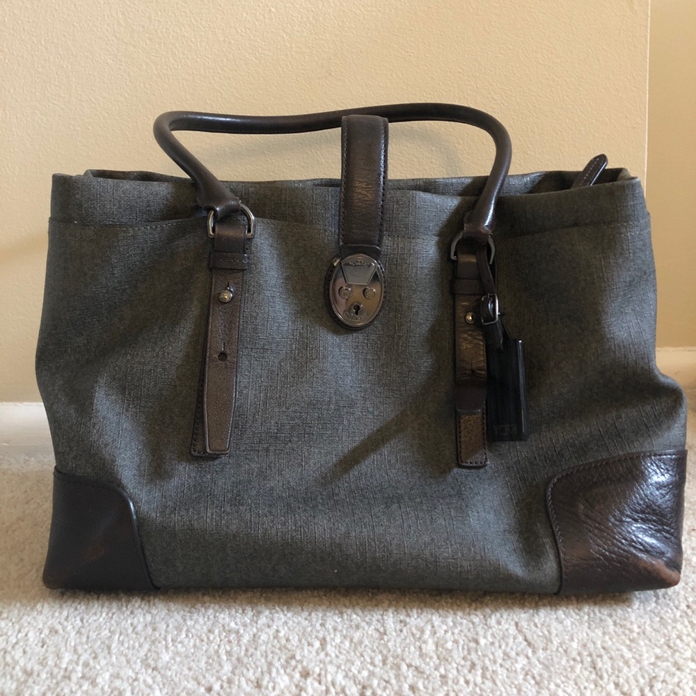 Tumi Tote in Earl Gray